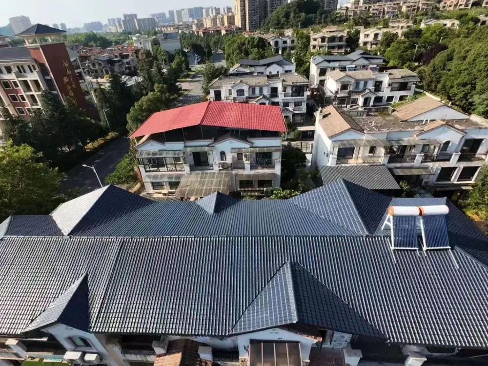 Townhouse roof renovation-Synthetic resin roof TILE3lo